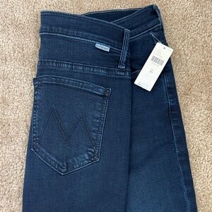 Mother Denim size 29- The Weekender Fray